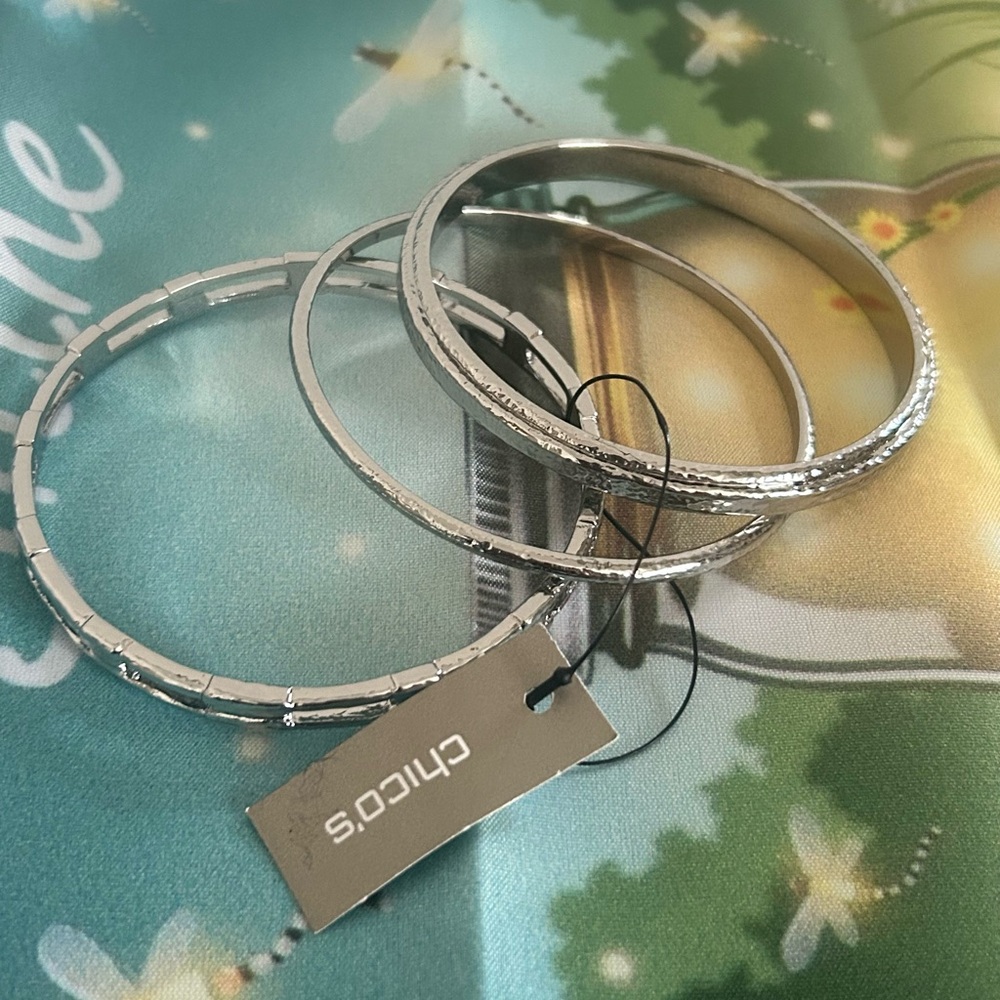 Chico’s Bangle Bracelet Set